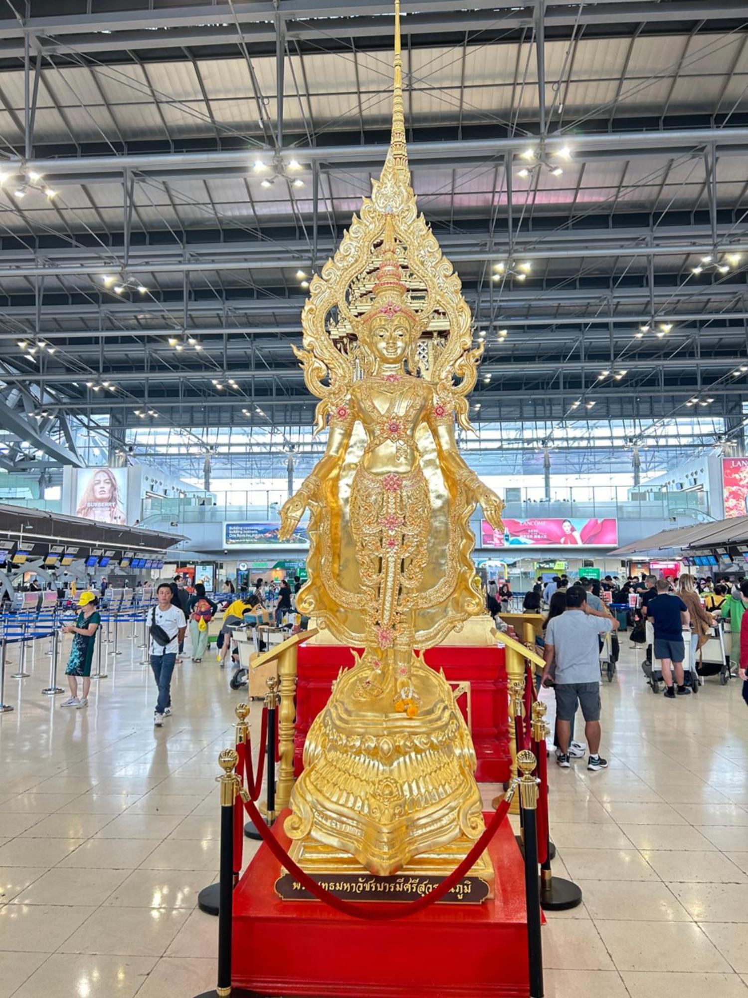 Mina 美景公寓酒店 Pattaya Extérieur photo